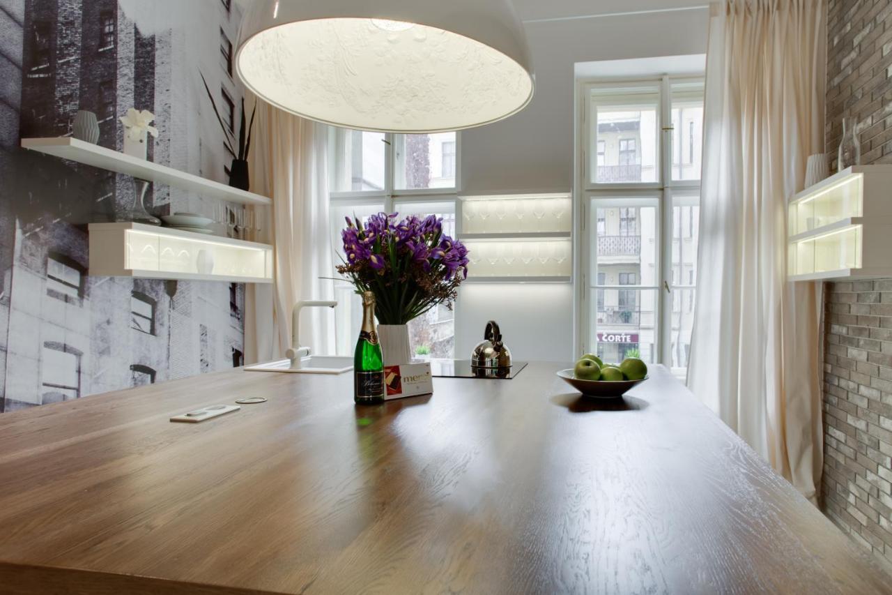 Bright Prague Na Porici Apartment Luaran gambar