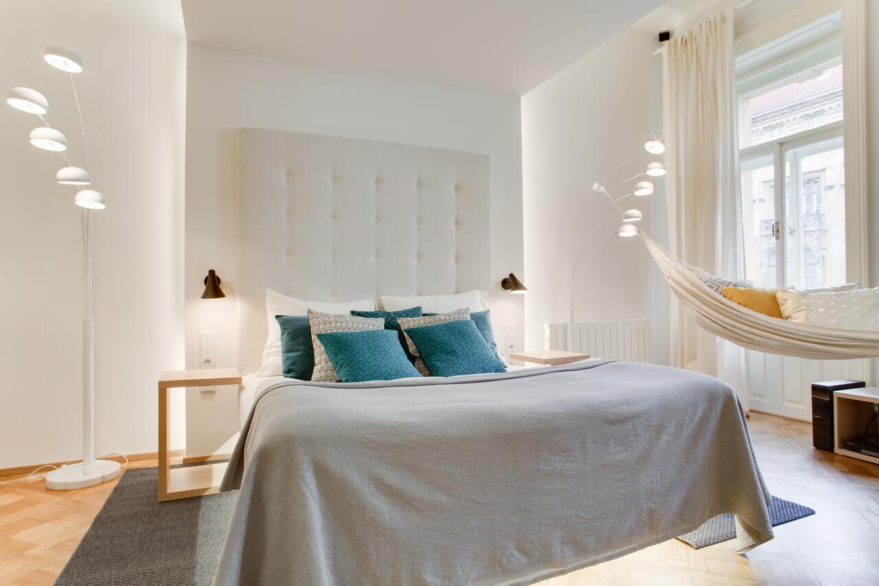Bright Prague Na Porici Apartment Luaran gambar