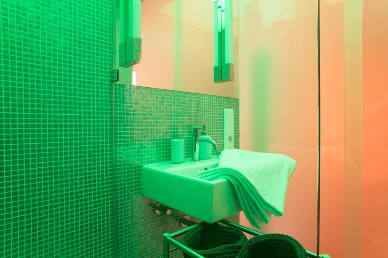 Bright Prague Na Porici Apartment Luaran gambar