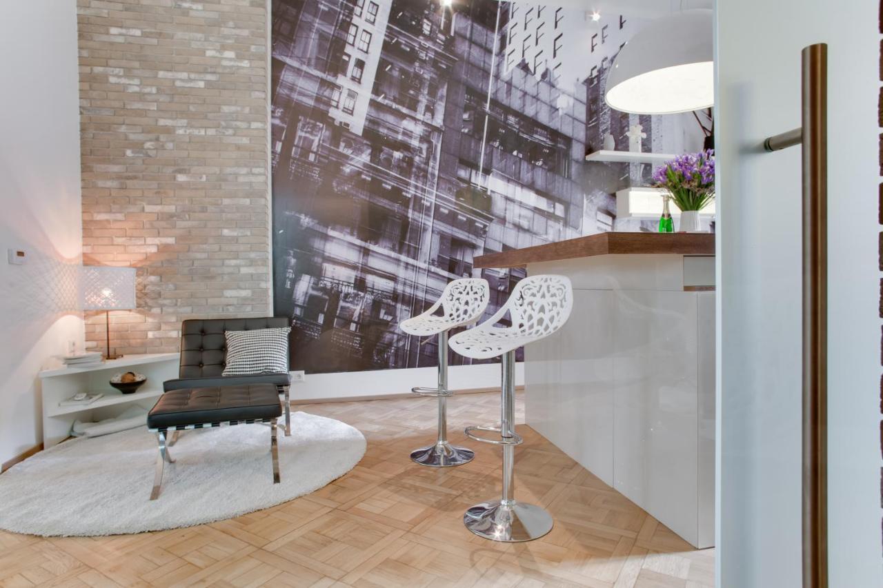 Bright Prague Na Porici Apartment Luaran gambar